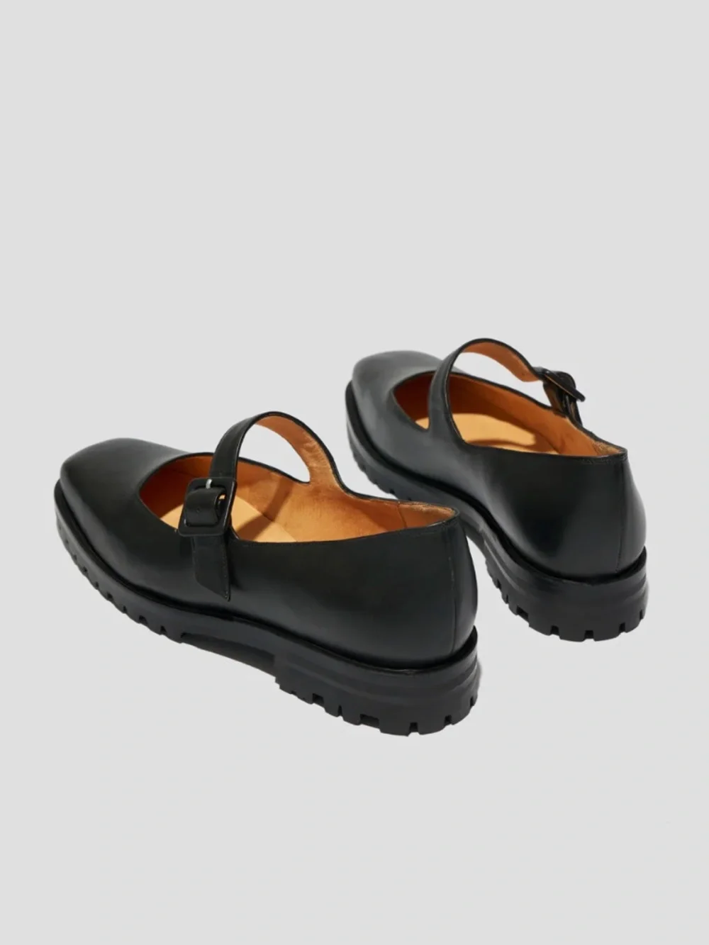 Zou Xou Uchi Flat in Black - mary jane, like new